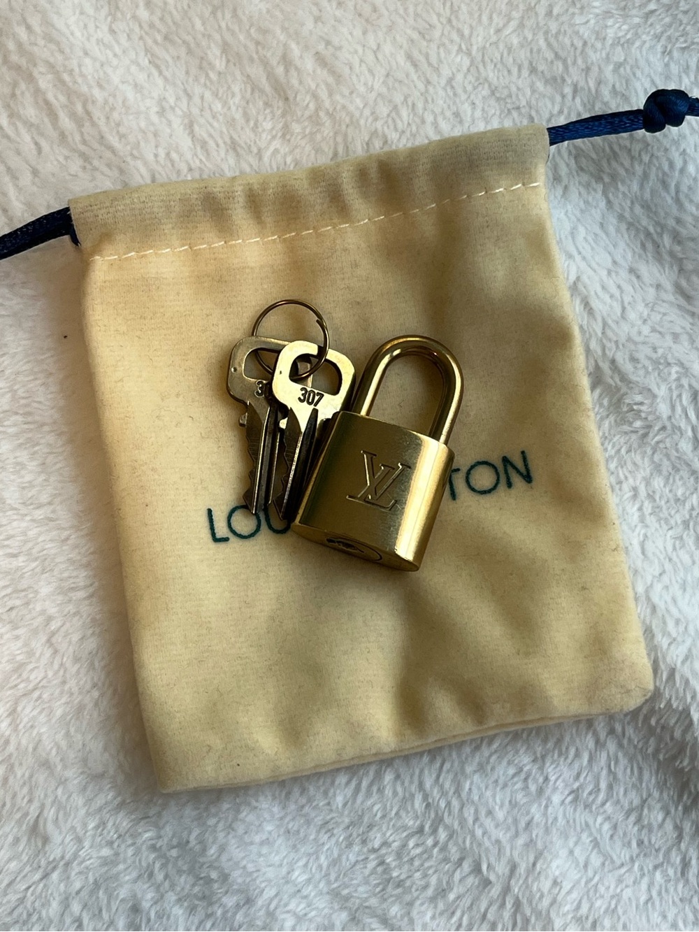 Louis Vuitton #307 Gold Padlock and Keys - Gold Hardware